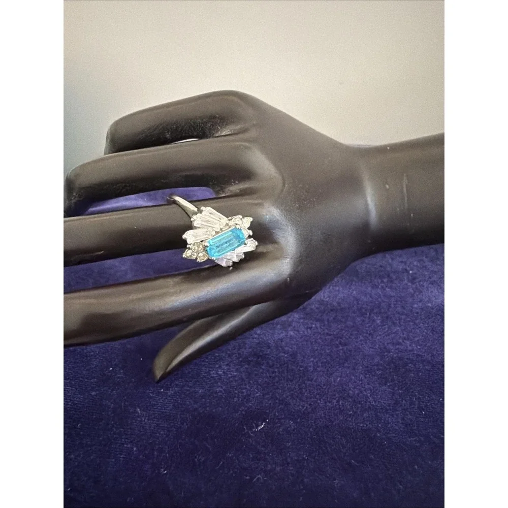 Vintage Art Deco Blue Topaz Clear Glass Silver Tone 7.5